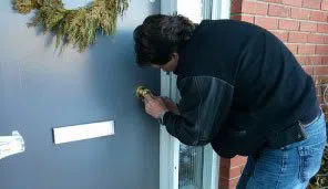 Golden Locksmith Services Redmond, WA 425-749-3701 - 14-Eviction-Locksmith