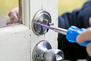Golden Locksmith Services Redmond, WA 425-749-3701 - 5-Change-Locks